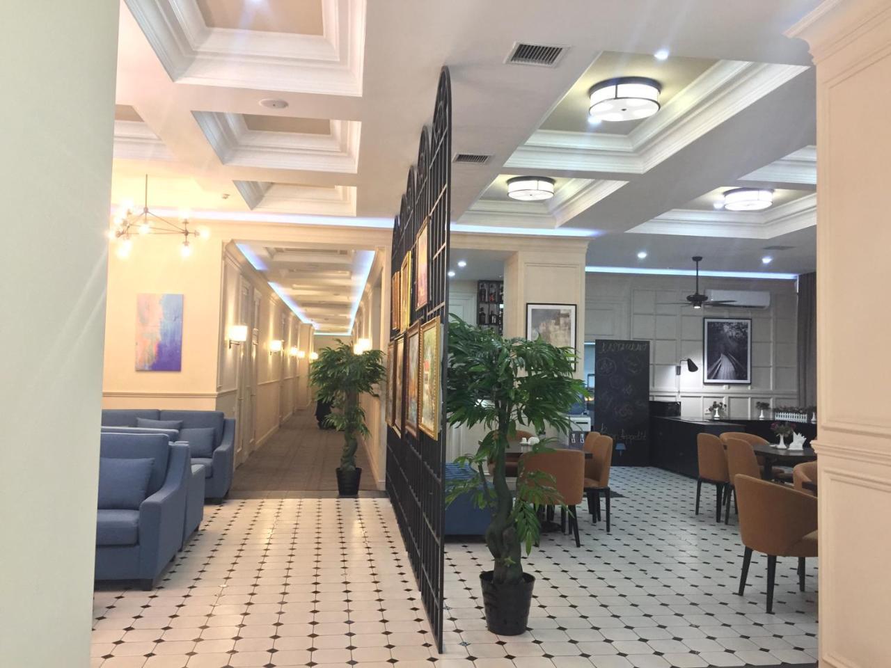 Madison Ave Hotel Бишкек Екстериор снимка